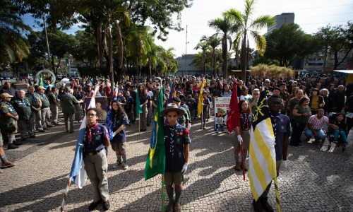 Prefeitura de VR fará cerimônia de hasteamento de bandeiras no aniversário da cidade